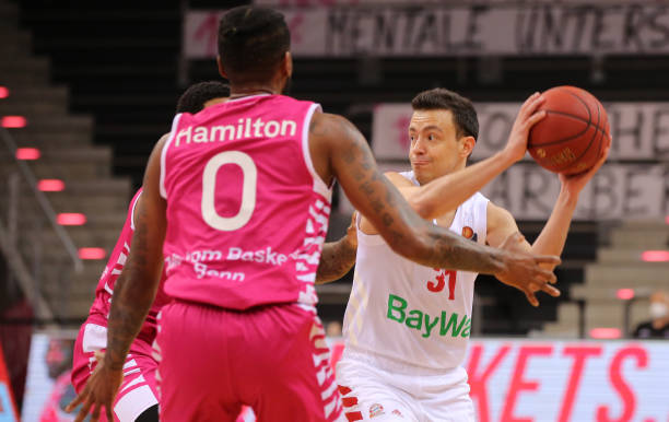 决于他的复 决于他的复